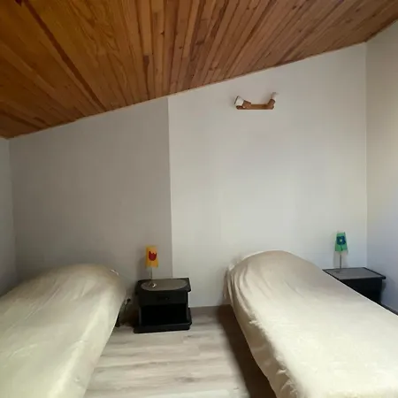 Charmante Maison De Village A Proche Commodites - Fr-1-732-92